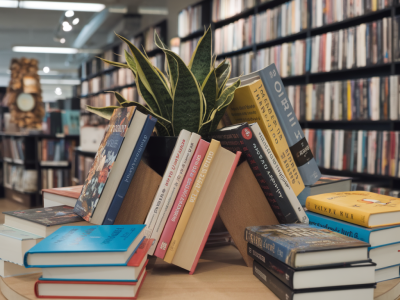 Quel format de livret d'exposition imprime en petite série pour une librairie indépendante attire vraiment les visiteurs