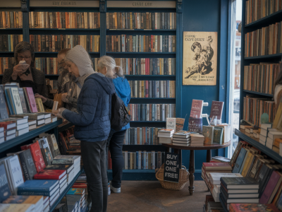 Comment soutenir une librairie indépendante sans se ruiner